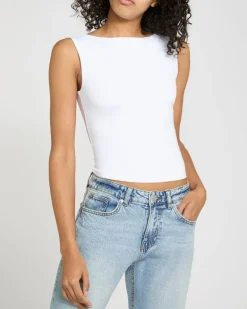 Boat Neck Polyamide Fitted Stretch Vest