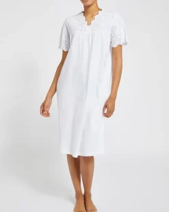 Broidery Short Sleeve Nightdress