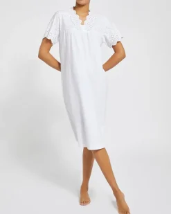 Broidery Short Sleeve Nightdress