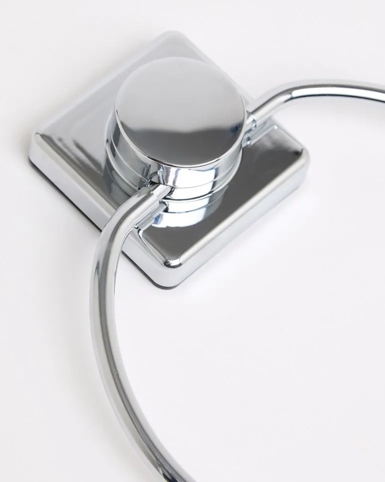Cali Towel Ring