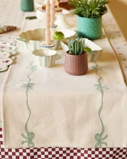 Carolyn Donnelly Eclectic Bow Runner