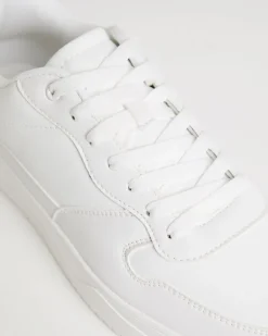 Casual Court Trainers