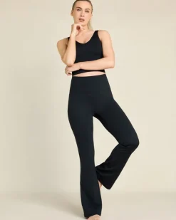 Contour Flared Leggings