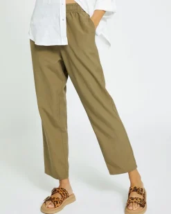 Linen Tapered Trousers