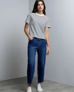 Mid Rise Ankle Straight Jeans