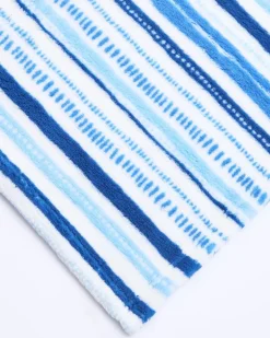 Printed Fleece Throw