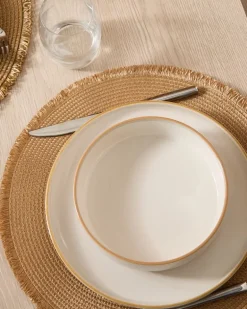 Round Placemat With Fringe Edge