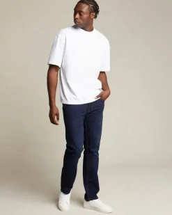 Ultra Stretch Straight Fit Jeans