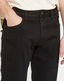 Ultra Stretch Straight Fit Jeans