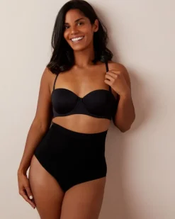 Wired Strapless Bra (A-DD)